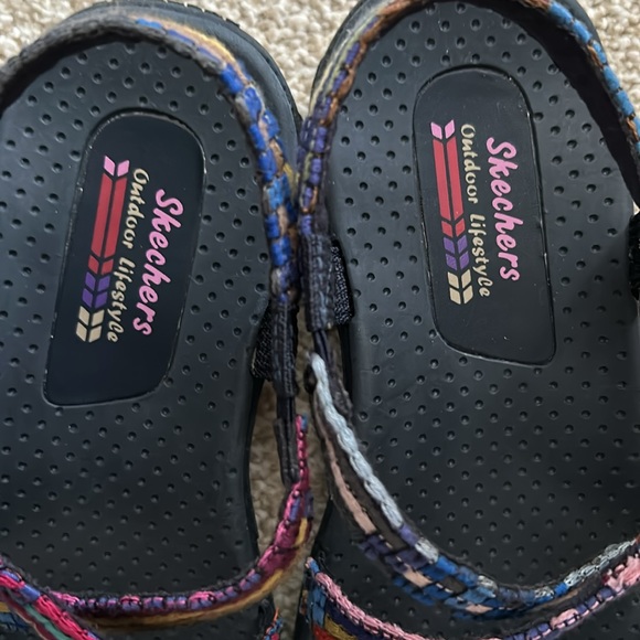 SKECHERS Sandals, Outdoor Lifestyle, size 6.  Only wore few times. - Picture 4 of 8